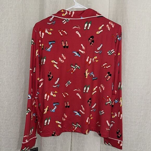 kate spade S Red Multi Stiletto Shoe Print Notch Collar Long Sleeve Pajama Set - Picture 4 of 16